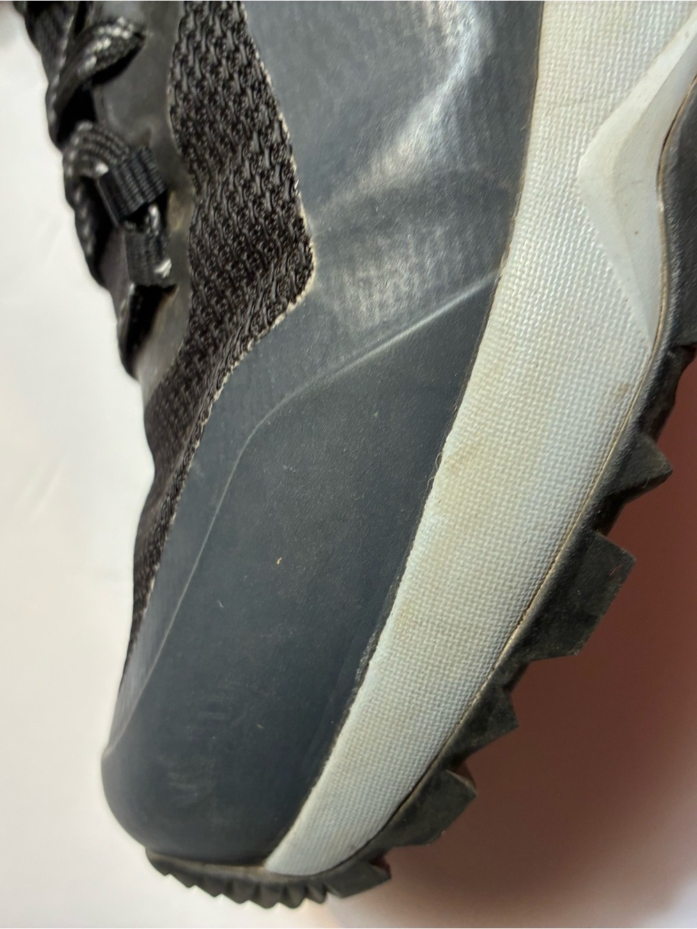 The North Face Futurelight Mens US 11 Waterproof Hiking Shoes Great Condition - Picture 12 of 13